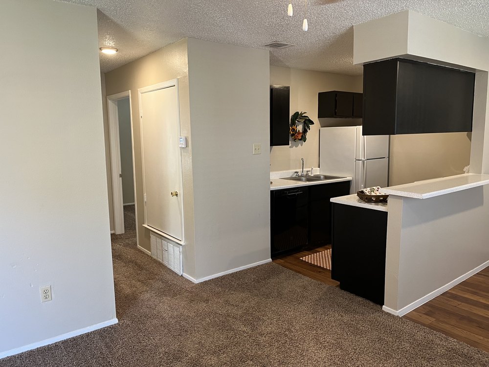 Peppertree Apartments kitchen