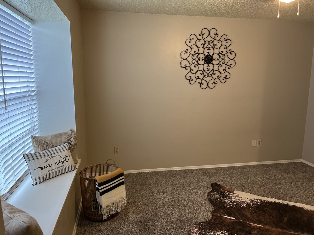 Peppertree Apartments living area