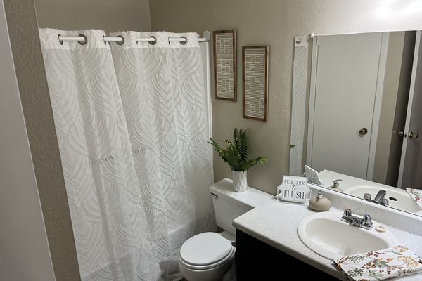 Peppertree Apartments photo 24