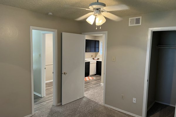 Peppertree Apartments photo 26
